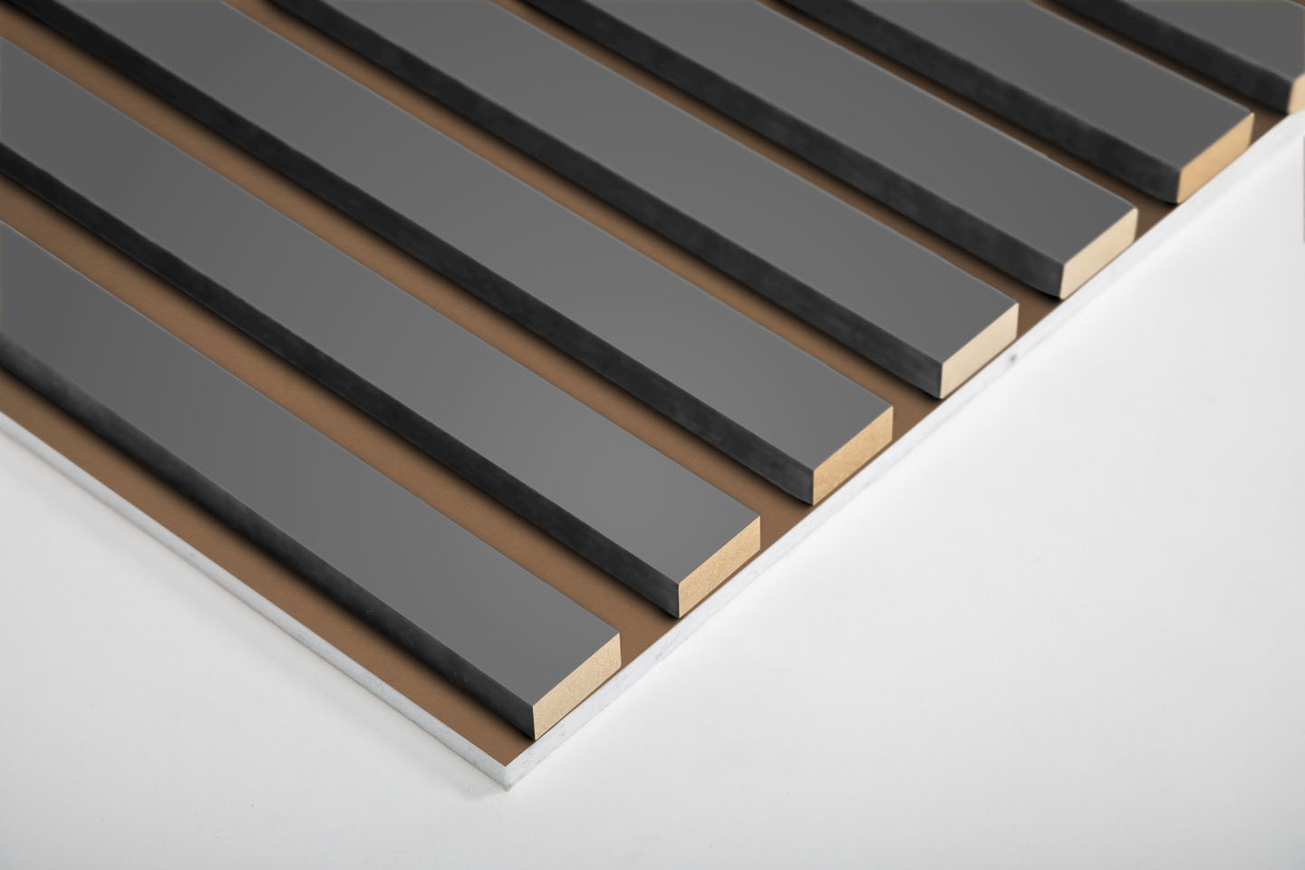 Ewona® AcuDesign, Kaarna taustalevy + Harmaa rima